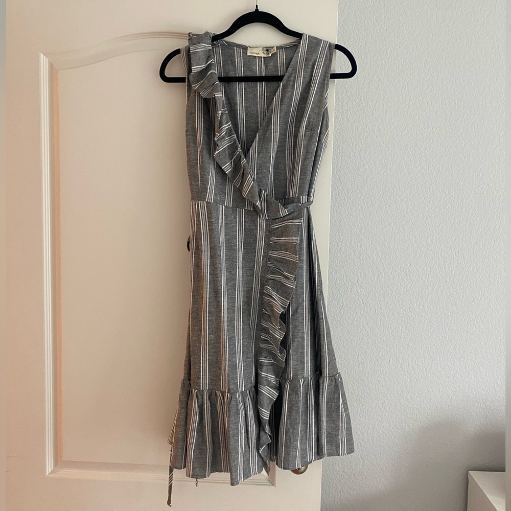 Grey/White - Linen - Wrap Dress - Size M
